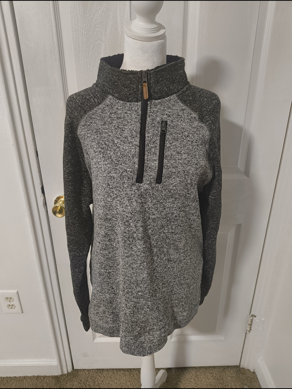 Women’s Two-Tone Gray Quarter-Zip Utility Jacket